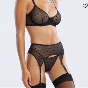 NWT SavageX Fenty Flock Dot Garter belt size Large